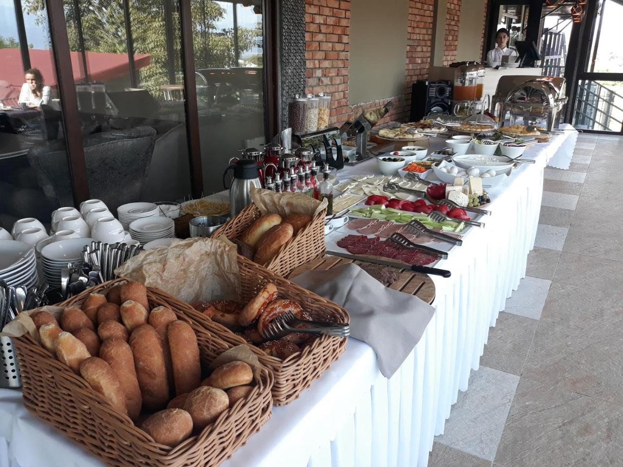 Iqaltʼo Savaneti Eco Hotel מראה חיצוני תמונה
